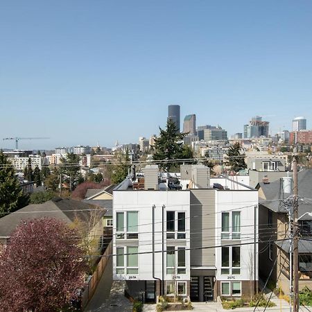 Modern Townhome In Seattle'S Central District With Rooftop Exterior photo