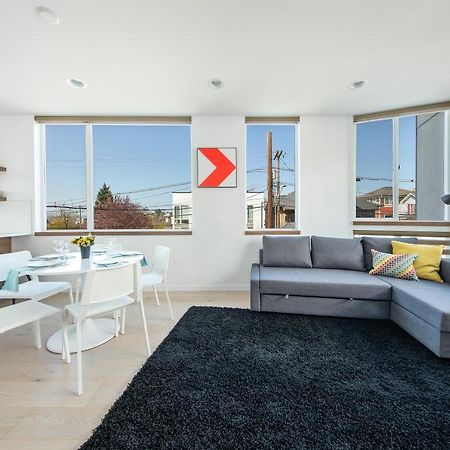 Modern Townhome In Seattle'S Central District With Rooftop Exterior photo
