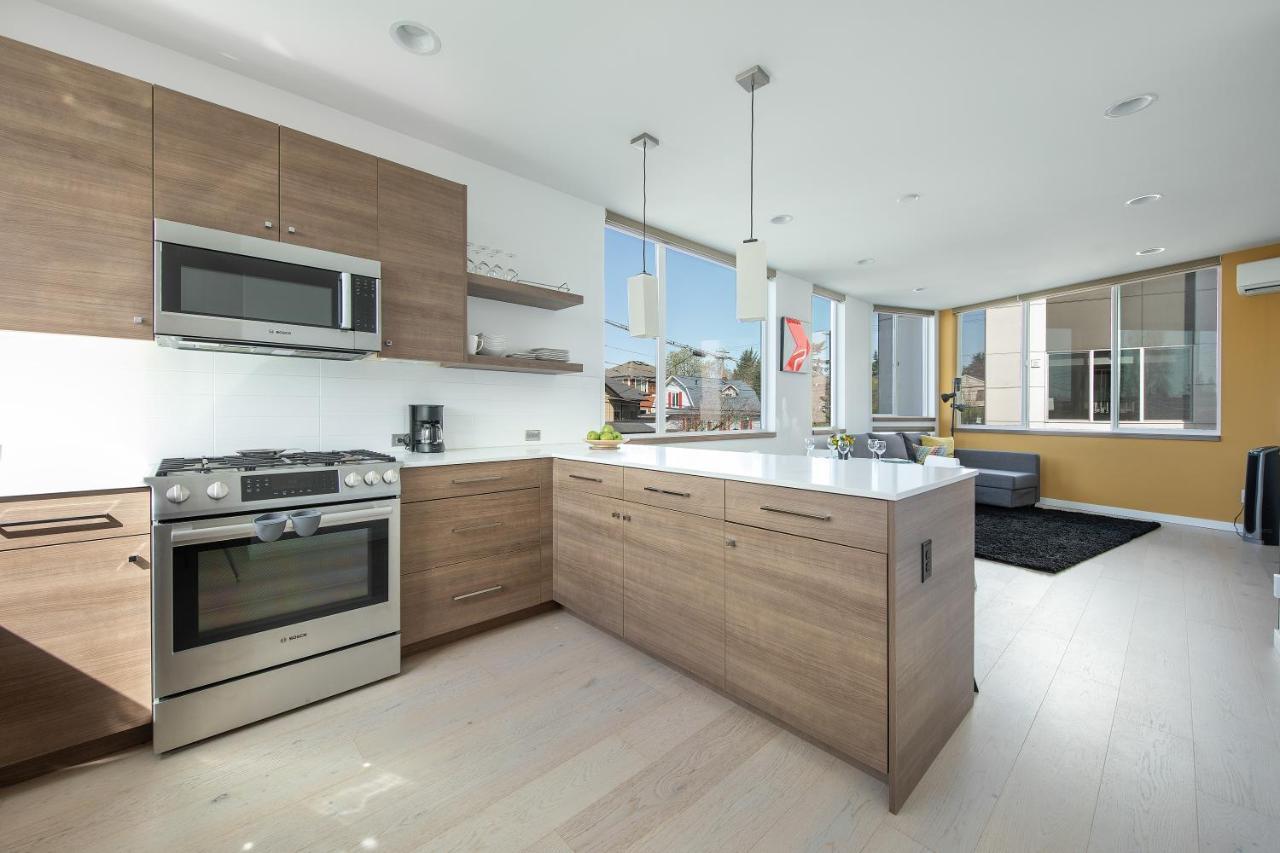 Modern Townhome In Seattle'S Central District With Rooftop Exterior photo