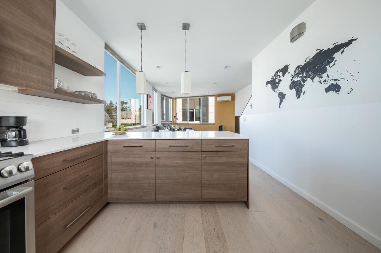 Modern Townhome In Seattle'S Central District With Rooftop Exterior photo