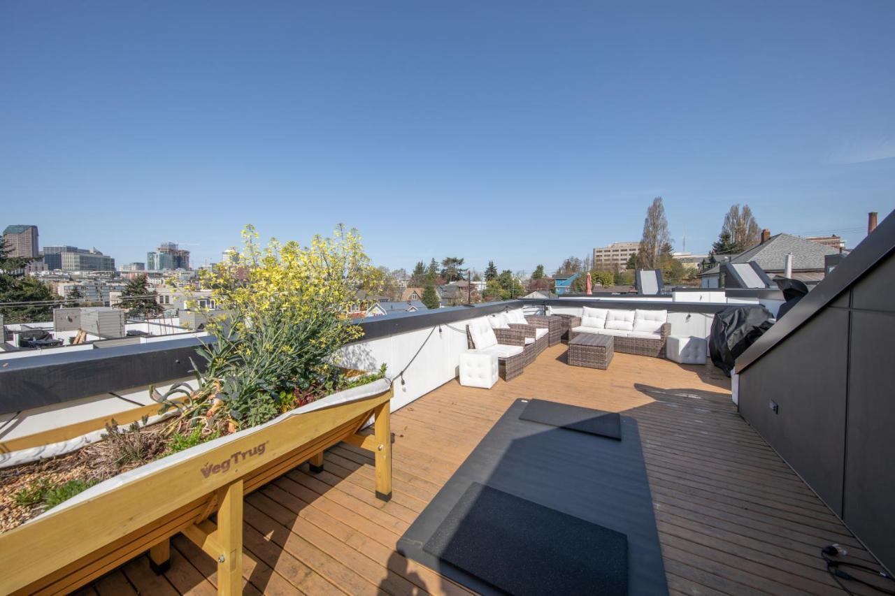 Modern Townhome In Seattle'S Central District With Rooftop Exterior photo